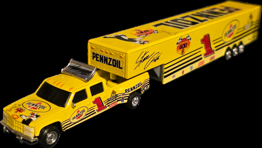 Steve Park #1 Pennzoil Looney Tunes 2001 Dually Trailer 1:64 Signed Action